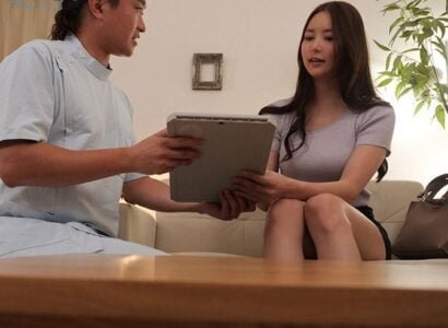 หมอส่งหญิงสาวไปที่ห้องให้คำปรึกษาการสืบพันธุ์เพื่อตอบสนองความต้องการ