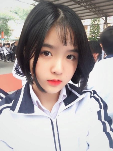 คลิปเซ็กซ์ของสาวมัธยมปลายและแฟนของเธอ