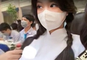 Hoang Nhan Chi Linh มีเสน่ห์ร้ายแรง